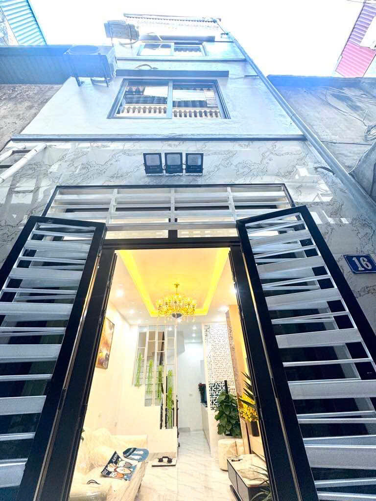 Trung tâm Đống Đa, nhà đẹp ở ngay full nội thất xịn, 3 ngủ đủ công năng